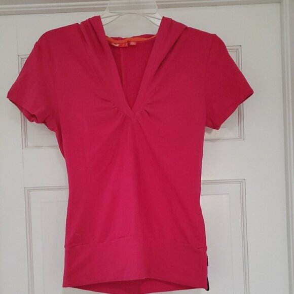 Puma Pink Hooded tee womens sz m - Picture 1 of 4